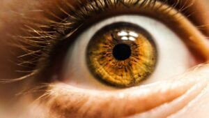 opération des yeux